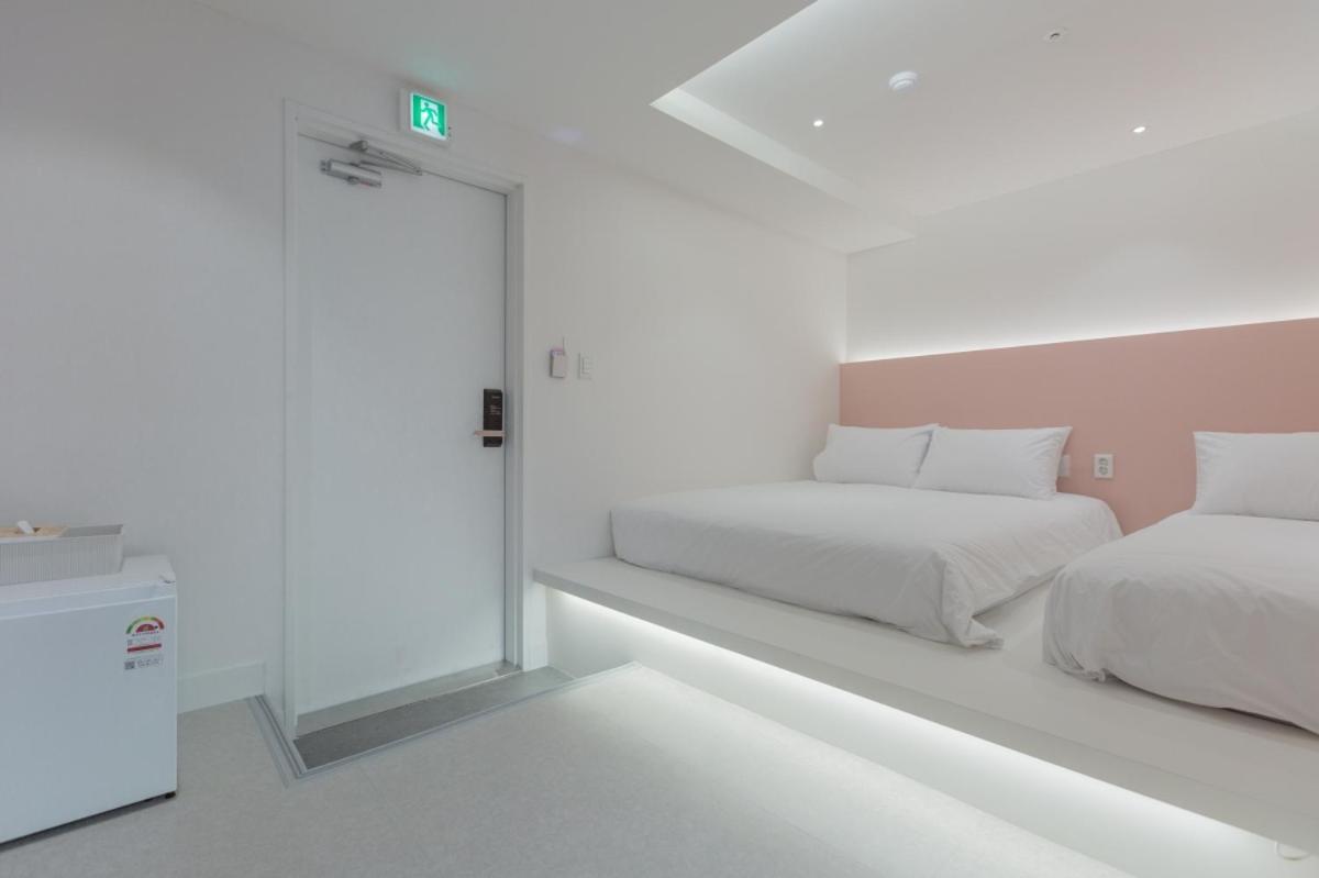 Mj 2 2* Seoul